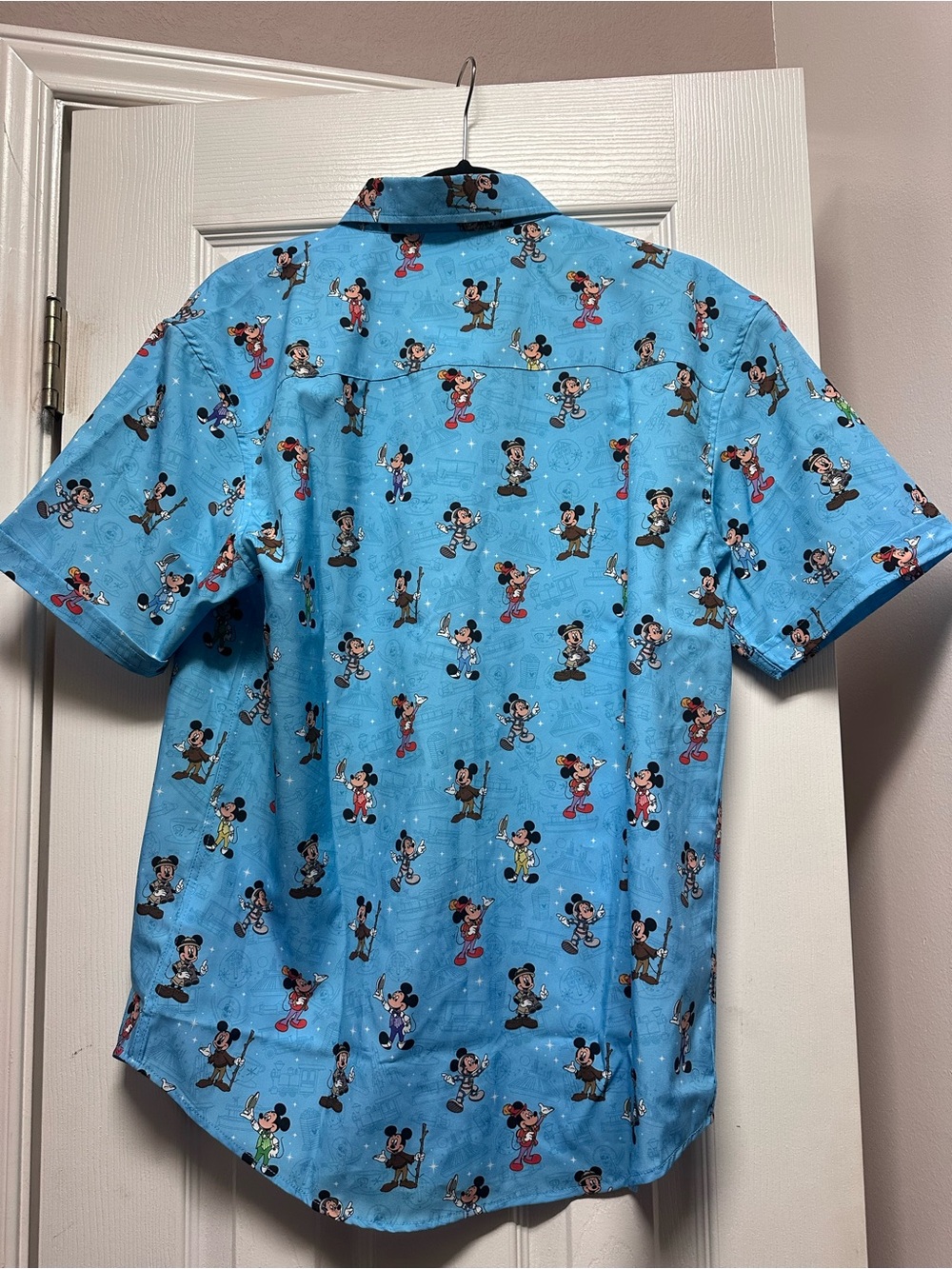Disney Parks RSVLTS Magic Kingdom Mickey Mouse Shirt Men’s medium - Picture 4 of 4